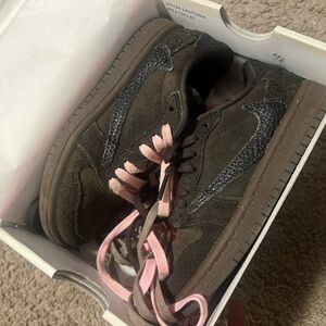 Travis Scott Kids Sneakers - Brown and Pink